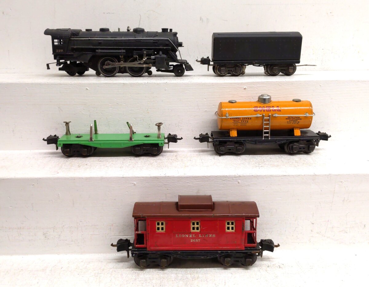 Lionel 139 Vintage O Gauge Freight Set: 261, 257T, 807, 831 VG