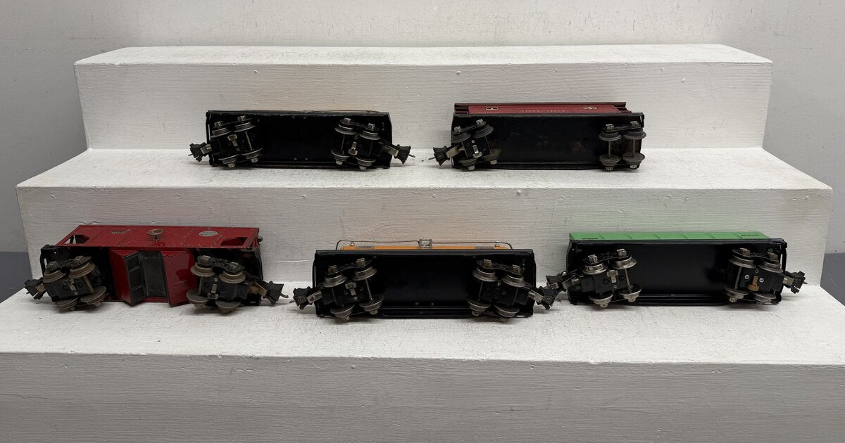 Lionel Vintage O Freight Cars: 2812, 2815, 2816 & 2817 [5]