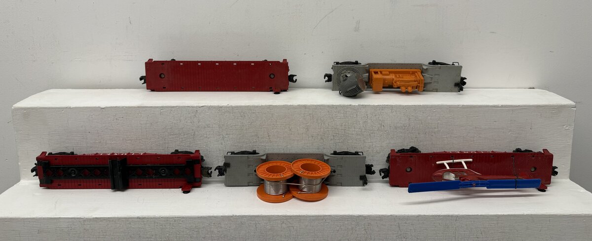 Lionel Vintage O Freight Cars: 6430, 6520, 6561, 6812, 6816 [5] VG