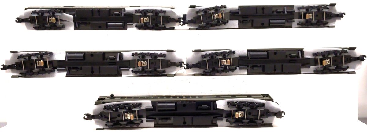 MTH 20-4049 O Santa Fe Madison 70' Madison Passenger Car Set (Set of 5) VG/Box