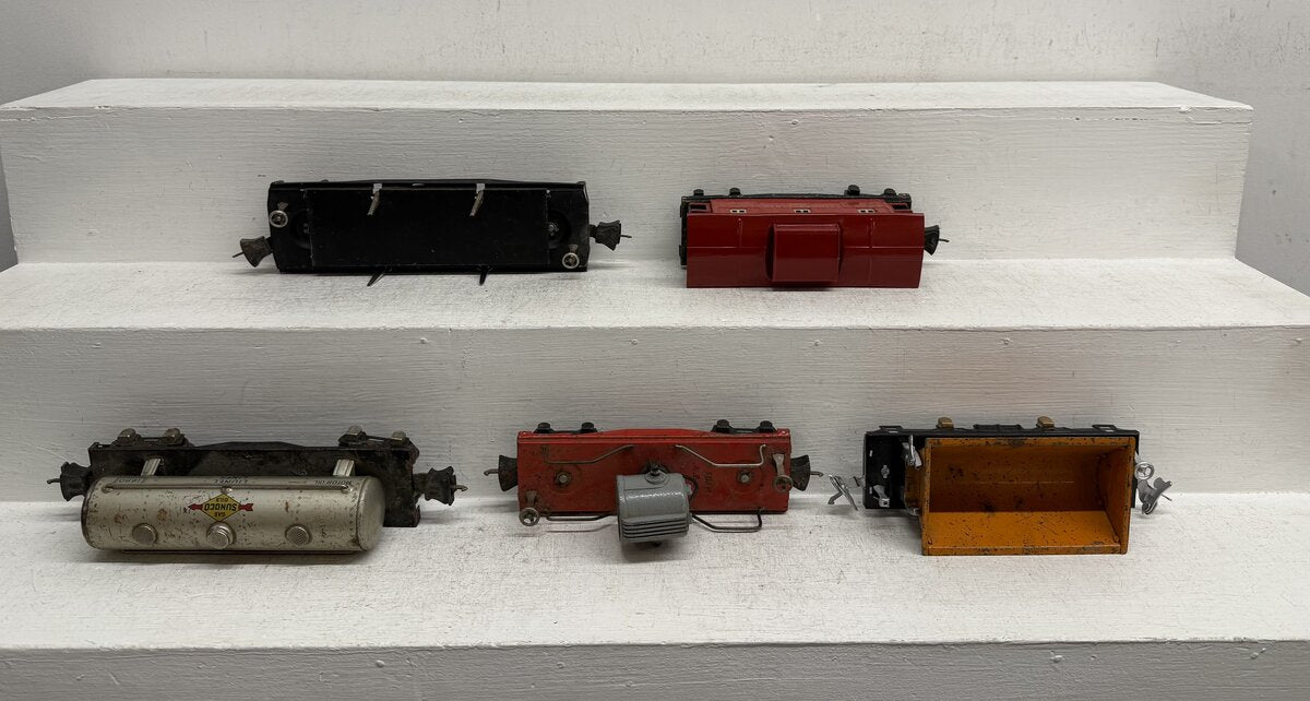 Lionel Vintage O Freight Cars: 809, 1680, 2620, 2657, 3811 [5] VG