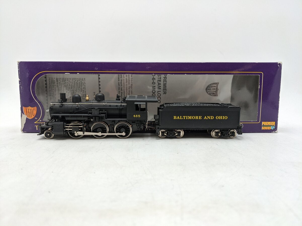 IHC M533 HO B&O 2-6-0 Steam Locomotive & Tender #485 EX/Box