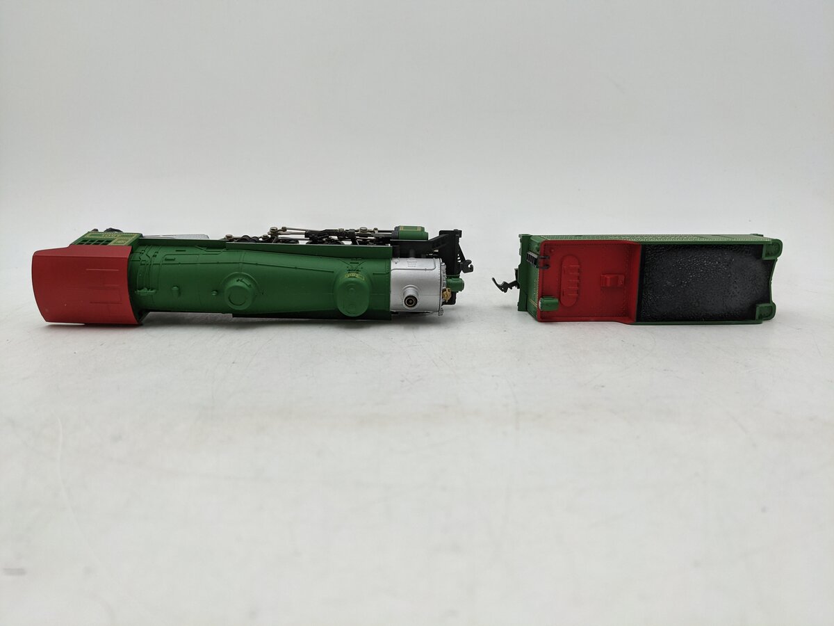 Mehano 9351 Southern 2-8-2 Mikado Steam Locomotive & Tender EX/Box