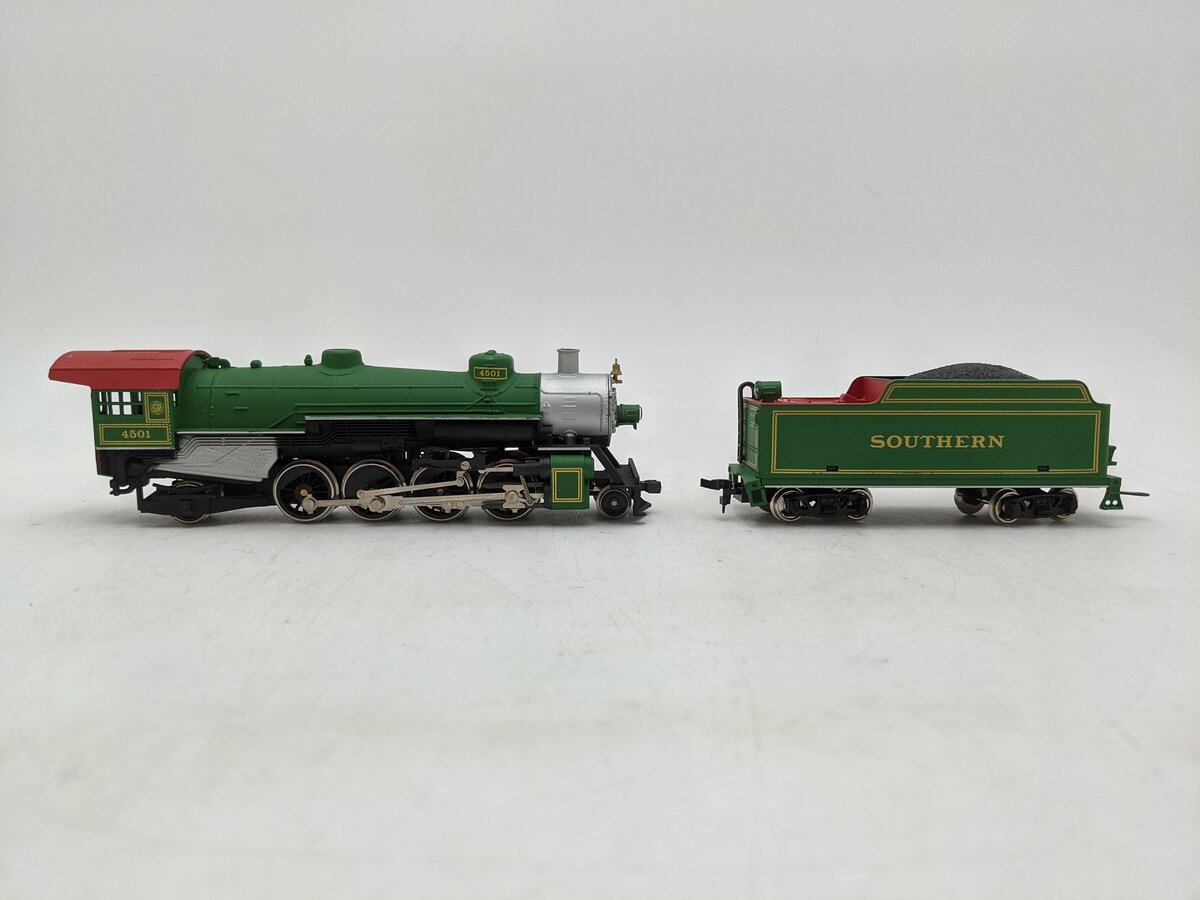 Mehano 9351 Southern 2-8-2 Mikado Steam Locomotive & Tender EX/Box