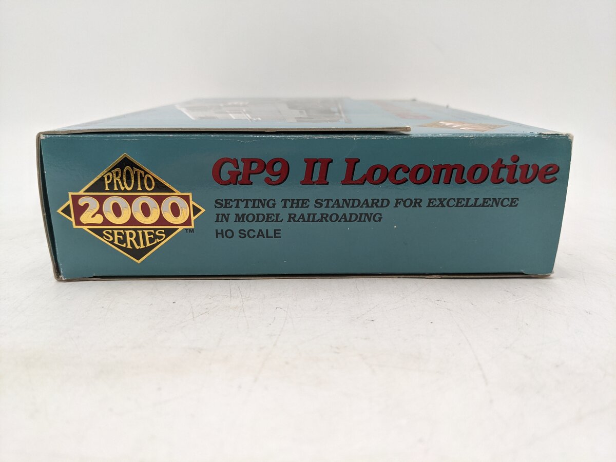 Proto 2000 23616 HO Scale Norfolk and Western GP9 II Locomotive #713 EX/Box