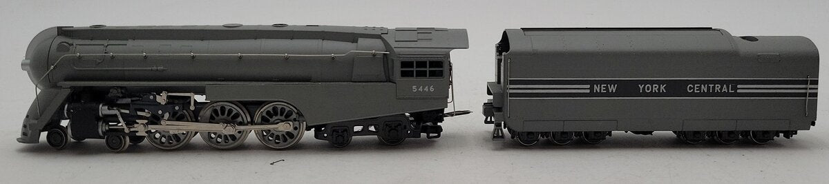 Rivarossi 5446 HO New York Central Streamlined Hudson J3a Steam Loco and Tender EX