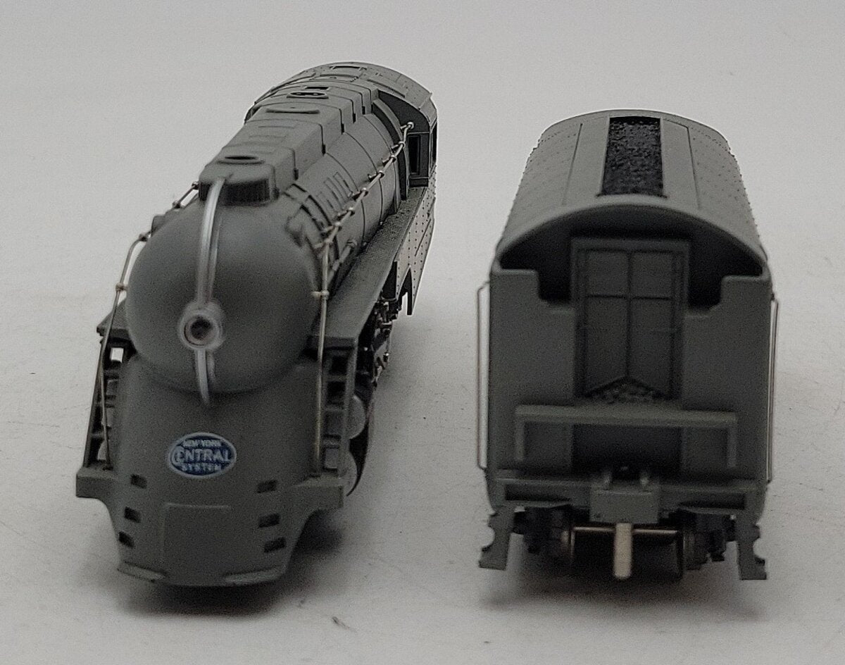 Rivarossi 5446 HO New York Central Streamlined Hudson J3a Steam Loco and Tender EX