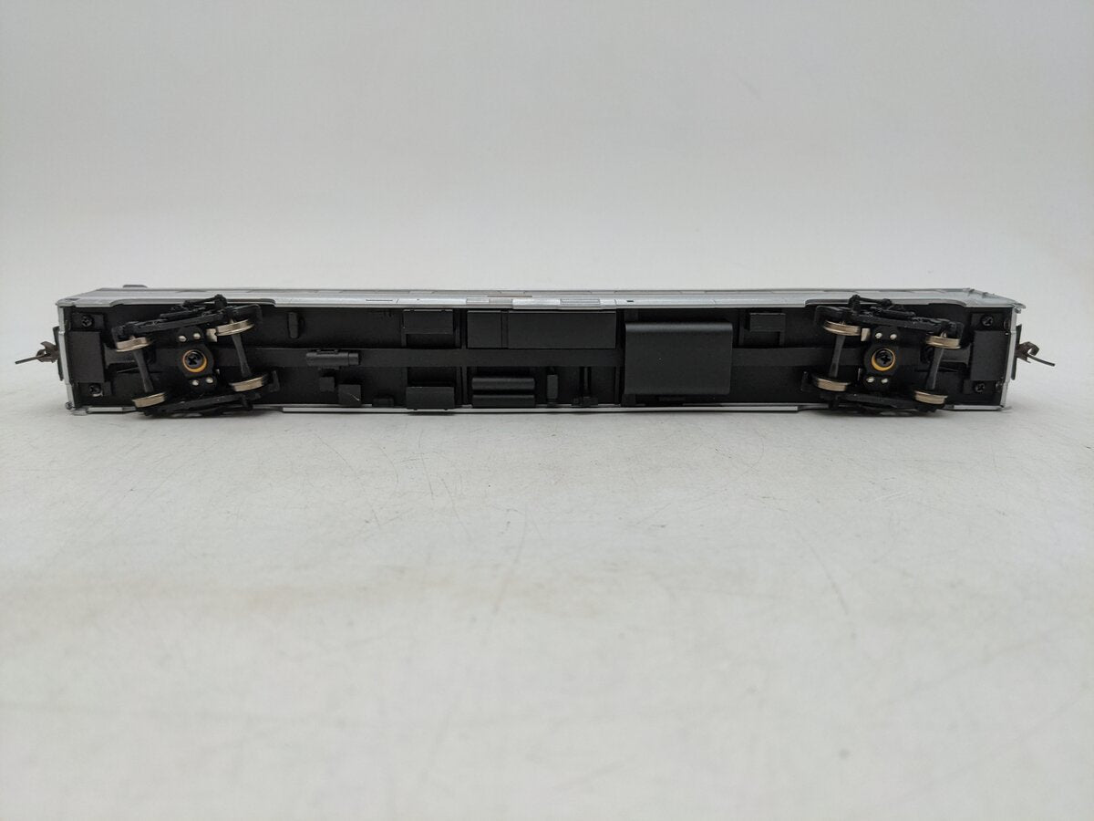 Walthers 932-6306 HO Pennsylvania 85' Budd 46 Seat Passenger Coach EX/Box