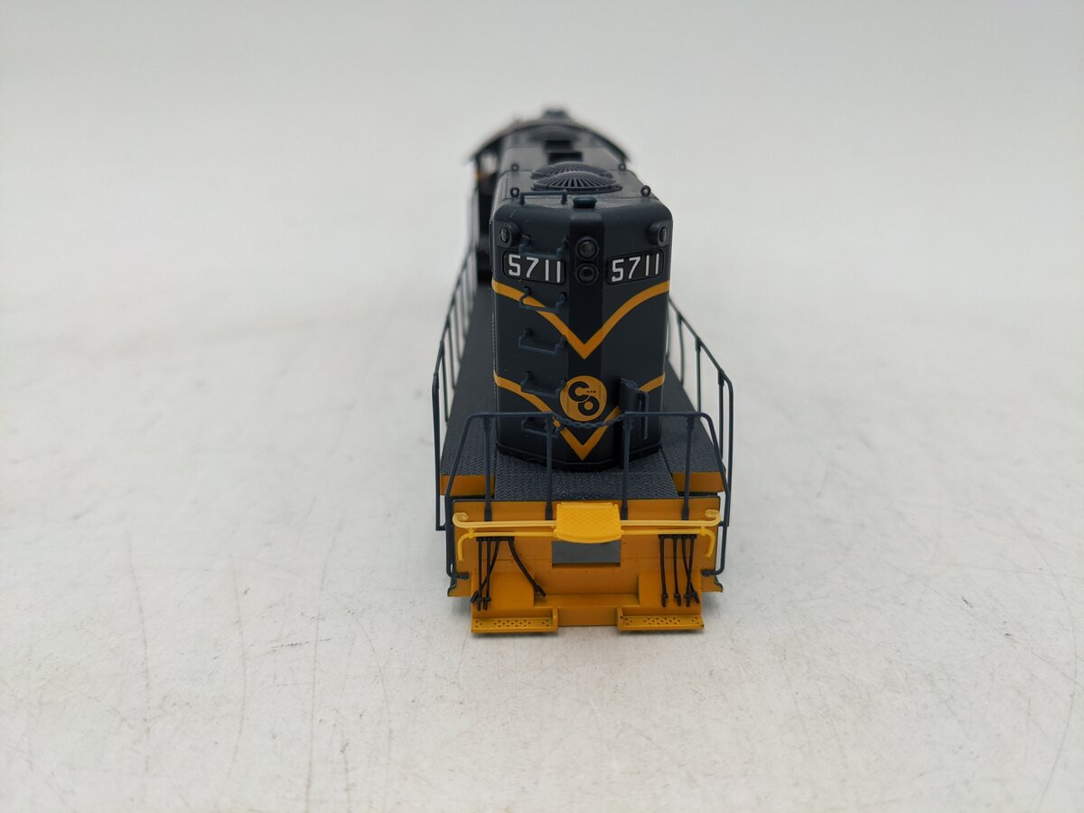 Proto 2000 23556 HO Scale C&O GP7 Diesel Locomotive #5711 EX/Box