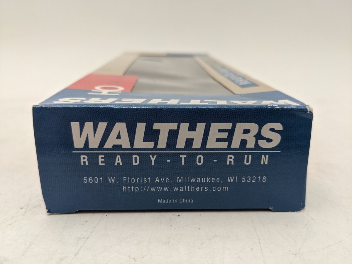 Walthers 932-7521 HO Scale C&O Wood Caboose #90776 EX/Box