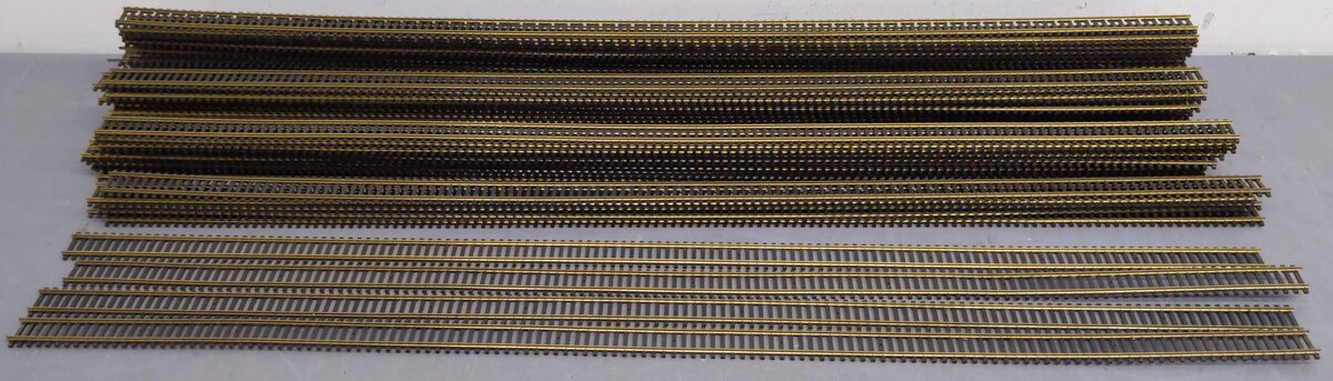 AHM 2530 HO Brass 35' inch Track sections (50) EX