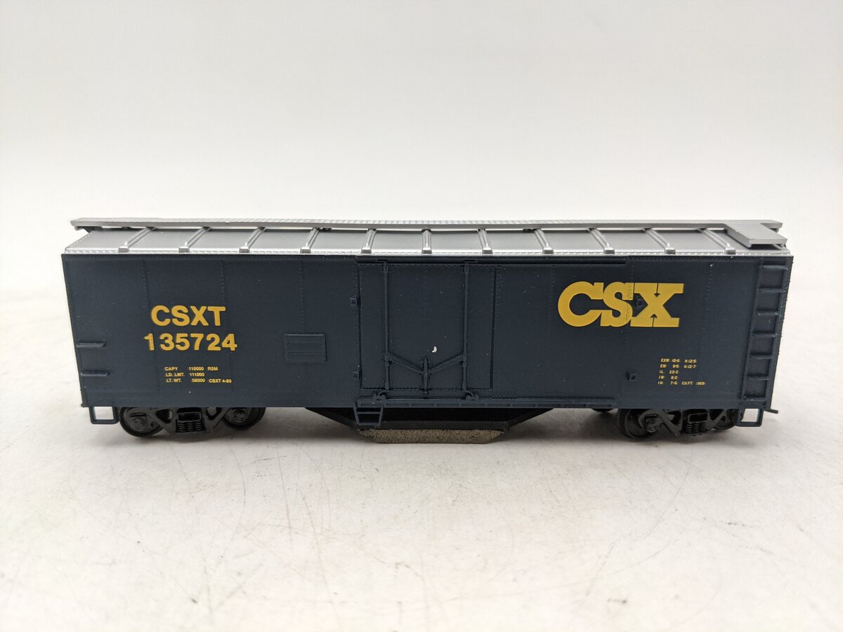Walthers 931-752 HO Scale CSX Track Cleaning Car #135724 EX/Box