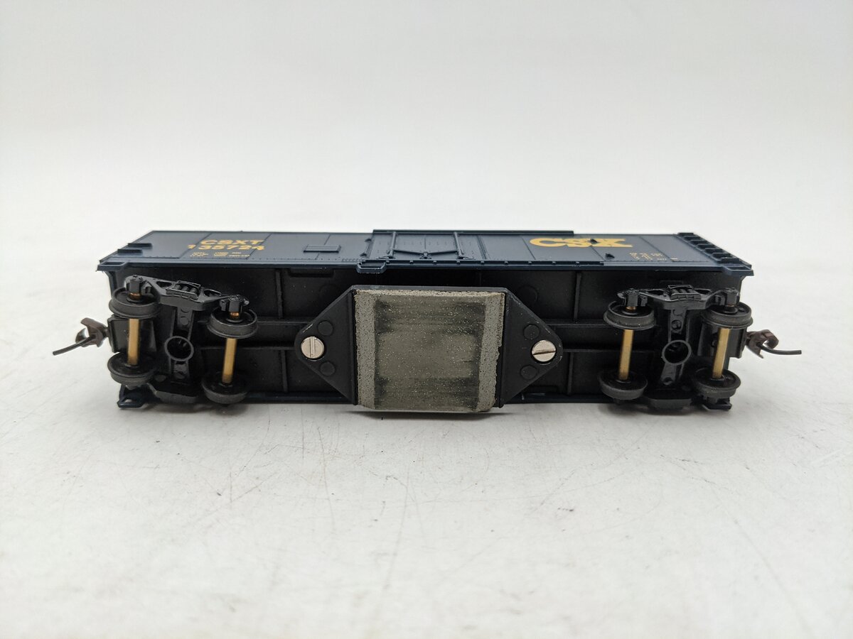 Walthers 931-752 HO Scale CSX Track Cleaning Car #135724 EX/Box