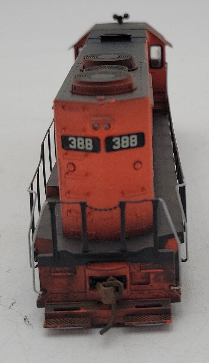 Athearn 91749 HO Ann Arbor GP-35 Diesel Locomotive #388 - Weathered/Box