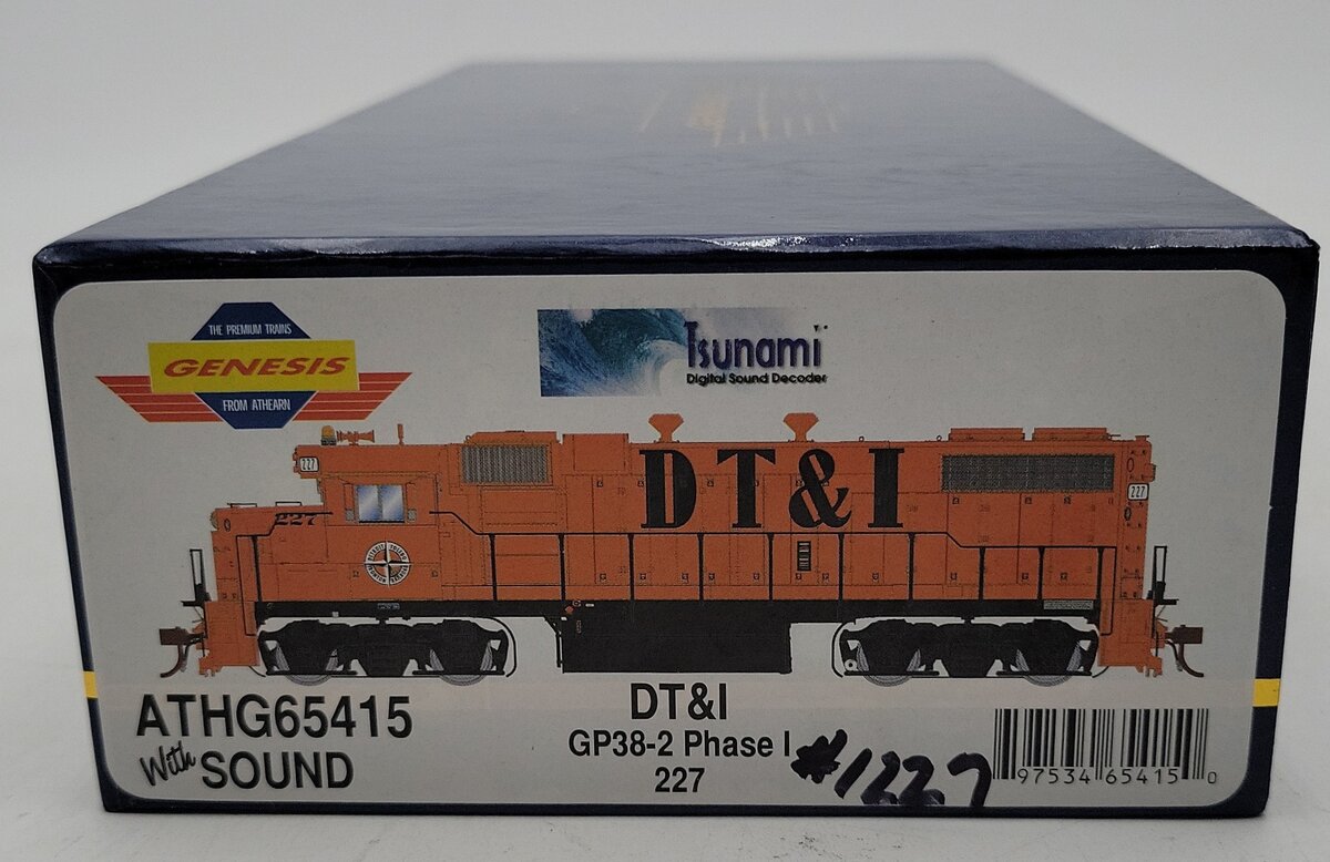Athearn G65415 HO DT&I GP38-2 Phase 1A Diesel Locomotive w/DCC & Sound #227/Box