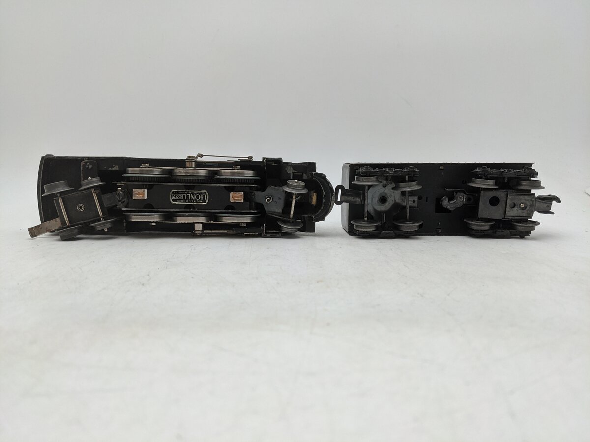 Lionel 221 Vintage O NYC Dreyfuss Black 2-6-4 Steam W/ Lionel Scout Tender VG/Box