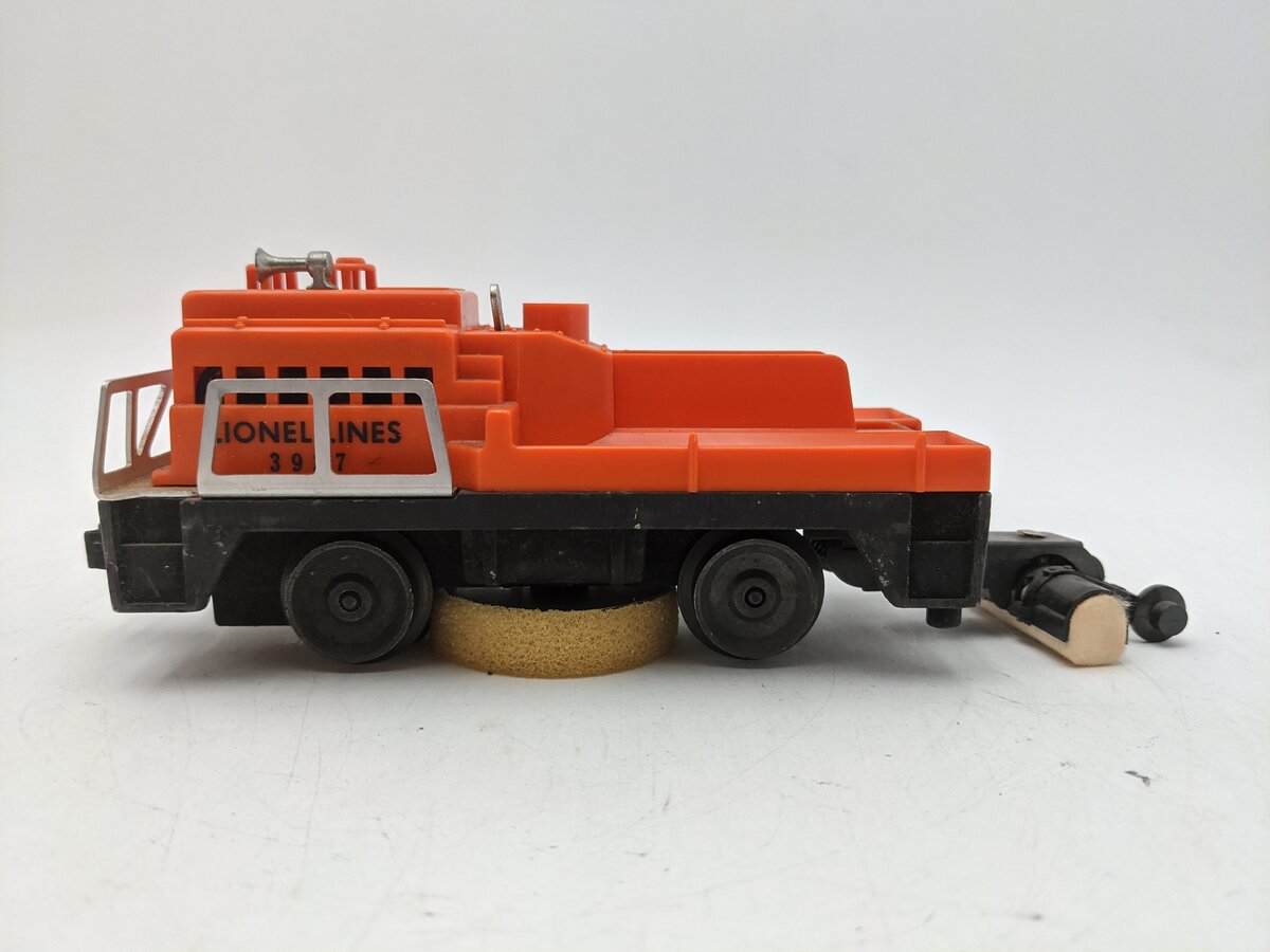 Lionel 3927 O Vintage Postwar Motorized Track Cleaner Car #3927 VG/Box
