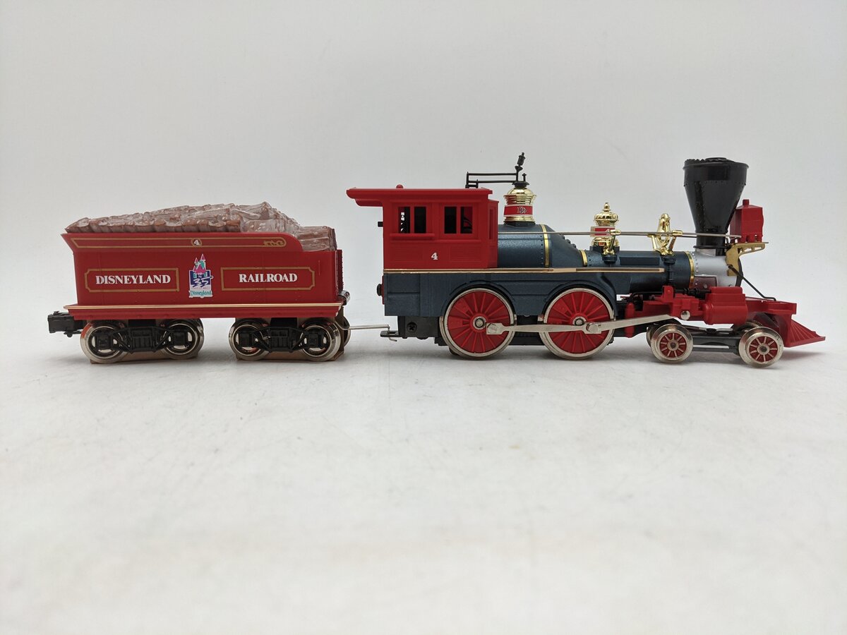 Lionel 6-18008 O Gauge Disneyland 4-4-0 Steam Locomotive & Tender #4 EX/Box