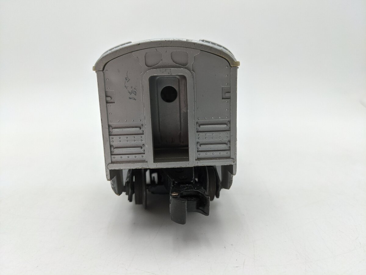 Lionel 2414 Vintage O Santa Fe Illuminated Blue Stripe Pullman Car VG