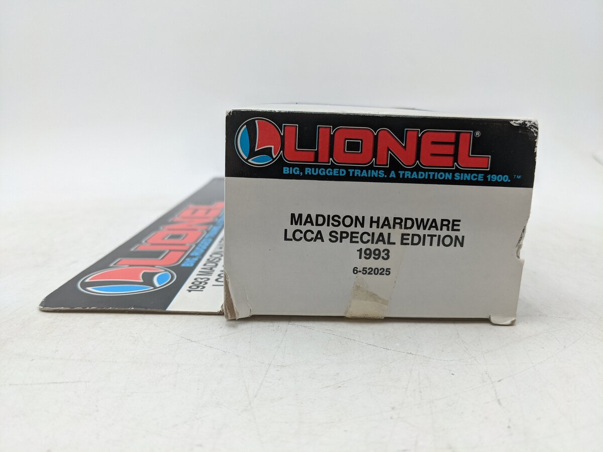 Lionel 6-52025 O Madison Hardware LCCA 1993 Special Edition Tractor & Trailer EX/Box