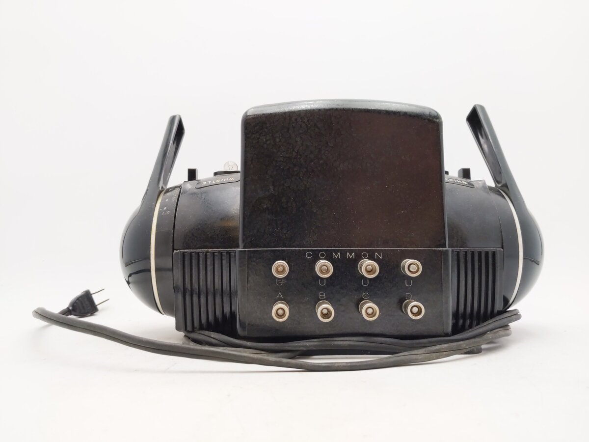 Lionel ZW O Gauge Vintage Trainmaster 275 Watt Transformer with Whistle VG