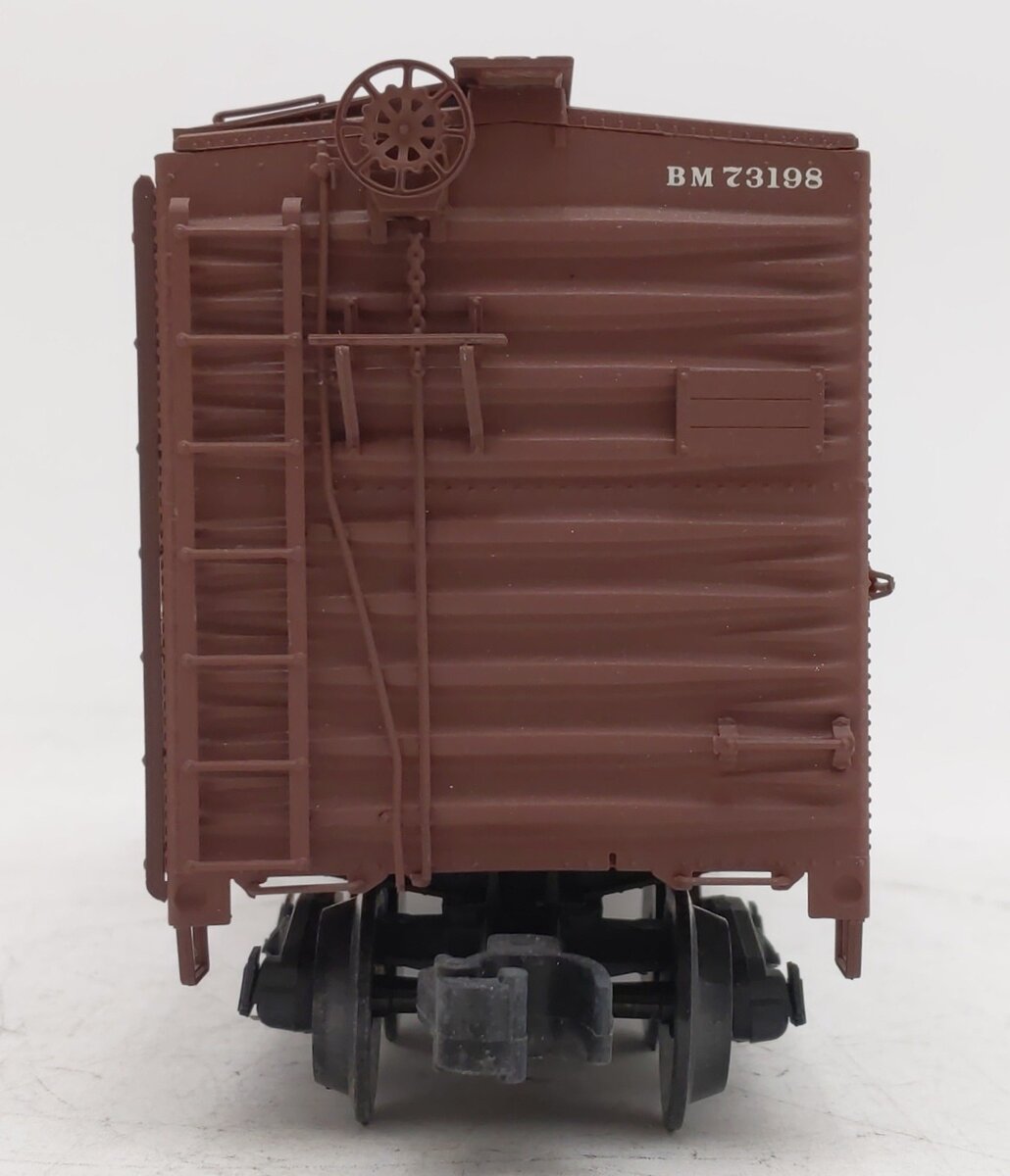 InterMountain OBBM3198 O Boston & Maine 1937 A.A.R. Box Car #73198 EX/Box