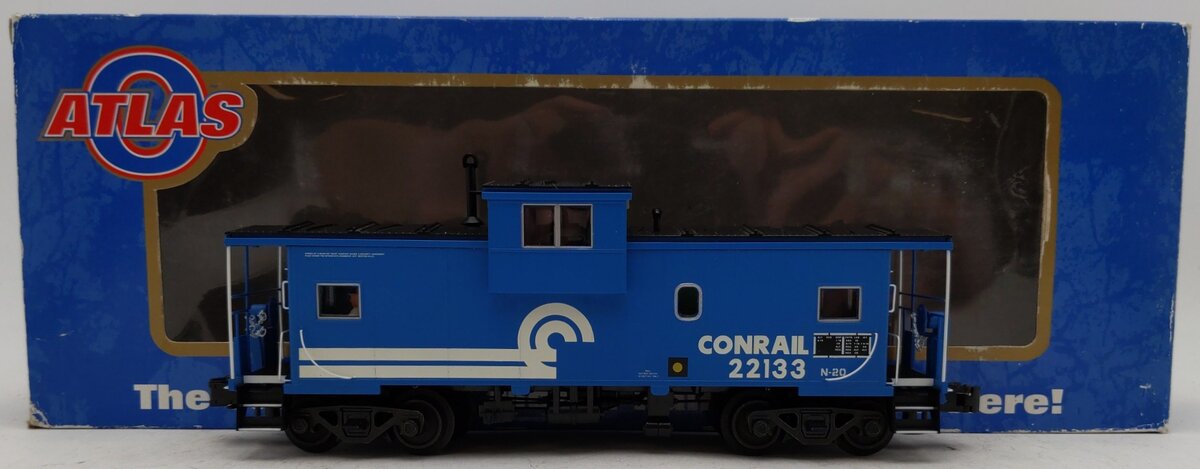 Atlas 6608-2 Conrail Extended Vision Caboose #22133 (3-Rail) EX/Box