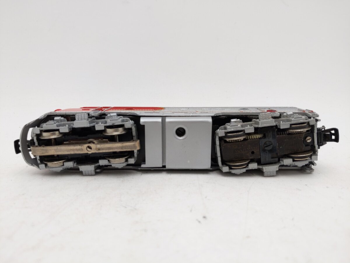 Marklin 3060 Santa Fe EMD F7 Powered Diesel Locomotive EX/Box