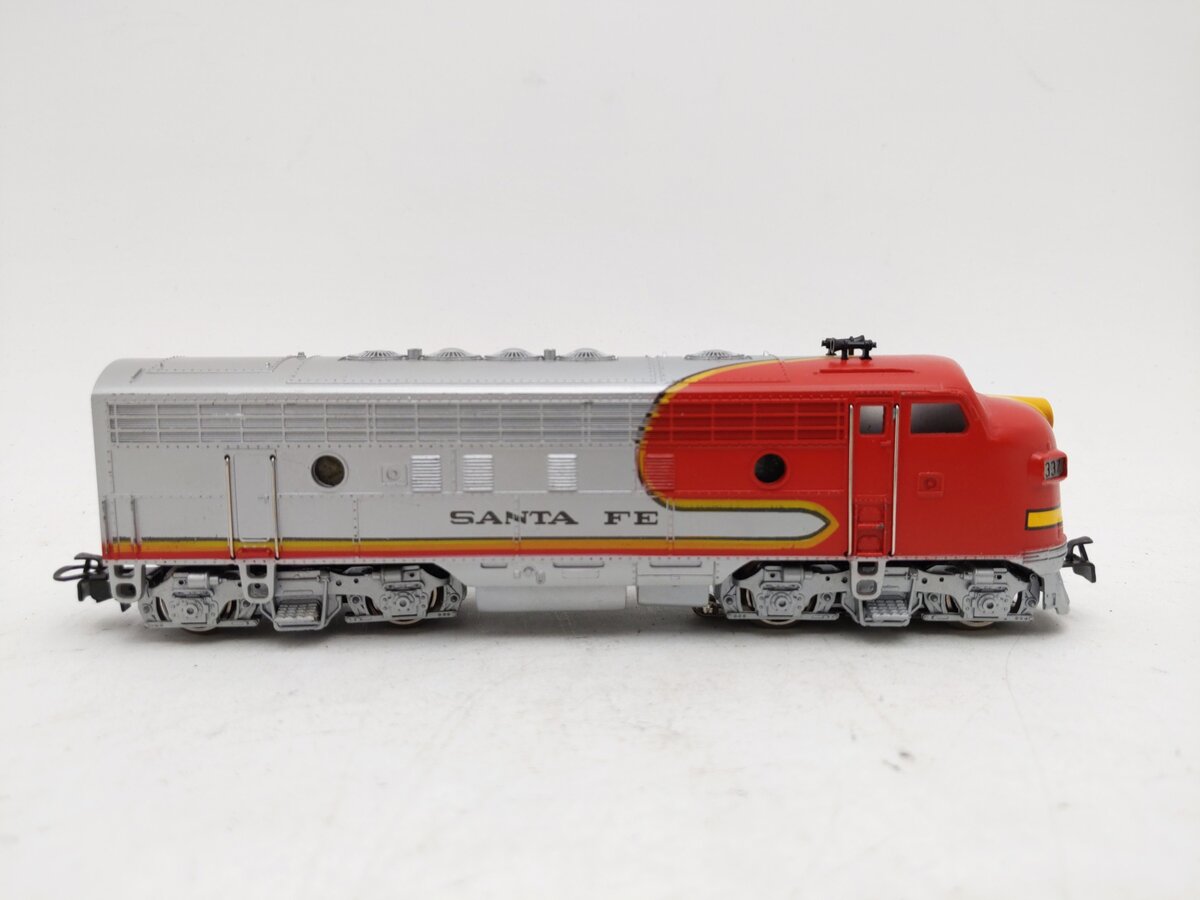 Marklin 3060 Santa Fe EMD F7 Powered Diesel Locomotive EX/Box