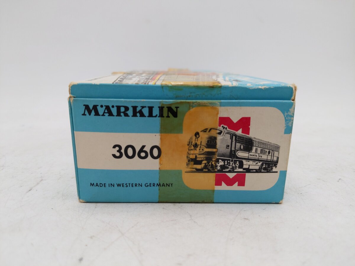 Marklin 3060 Santa Fe EMD F7 Powered Diesel Locomotive EX/Box