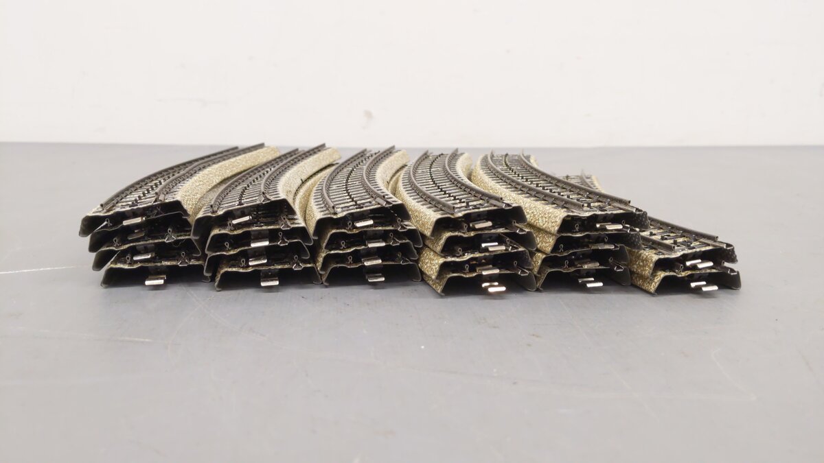 Marklin 5100 HO Scale M Track Metal Curved Track [12] EX
