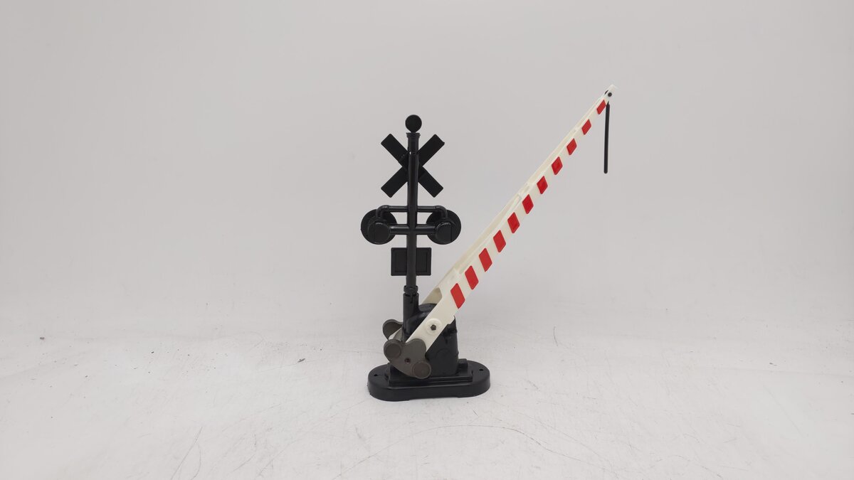 Lionel 6-62162 O Operating Crossing Gate & Signal EX/Box