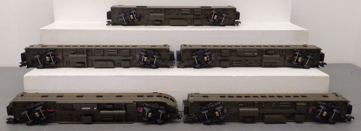 MTH 20-6536 O Gauge Chicago North Western 70' Streamlined Passenger Car Set EX/Box