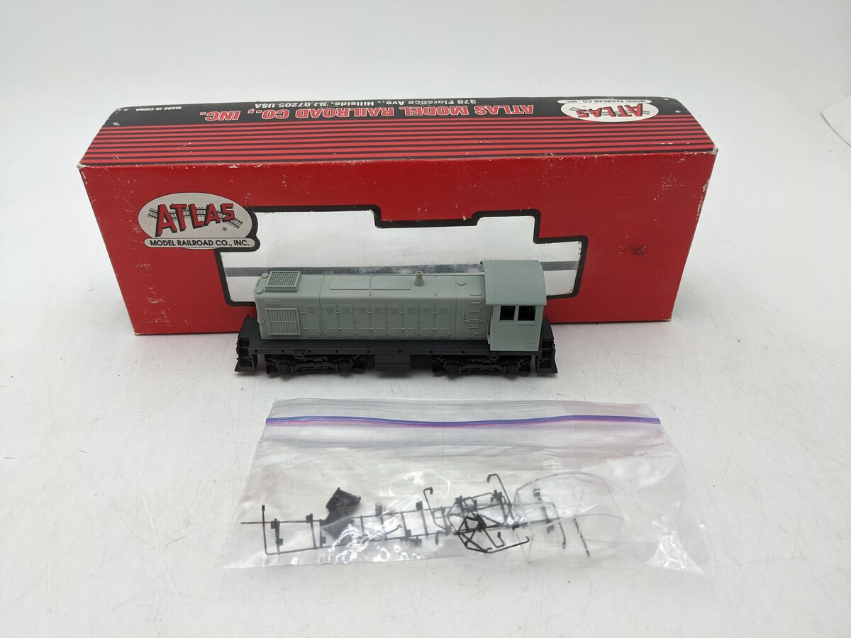 Atlas 8800 HO Undecorated ALCO S1 - Powered Diesel Locomotive EX/Box