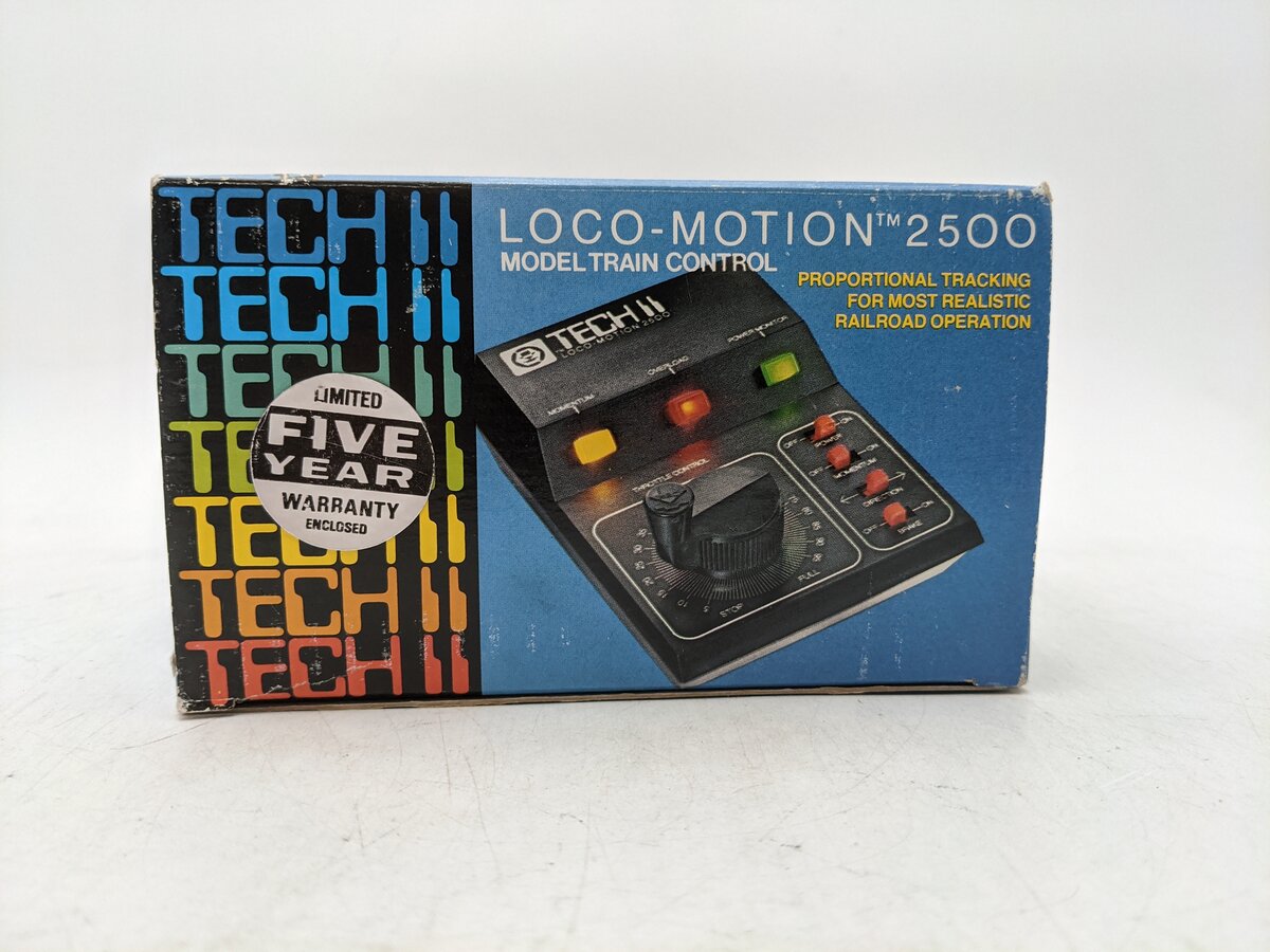MRC 2500 HO Scale Loco-Motion Tech II Model Train Control EX/Box