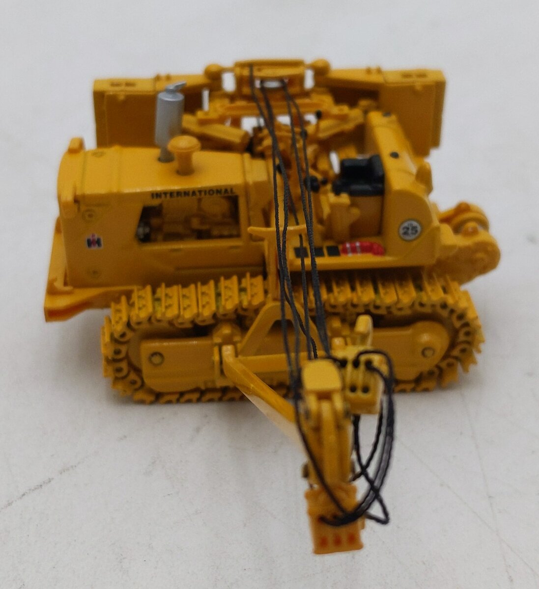 International Harvester TD-25 1:50 Scale Diesel Crawler w/Side Bom LN/Box