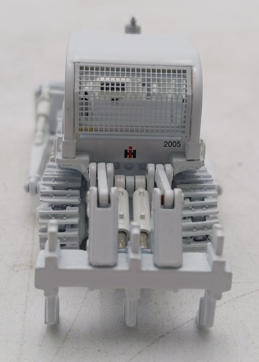 International Harvester TD-25 1:87 Scale Diesel Crawler With Ripper LN/Box