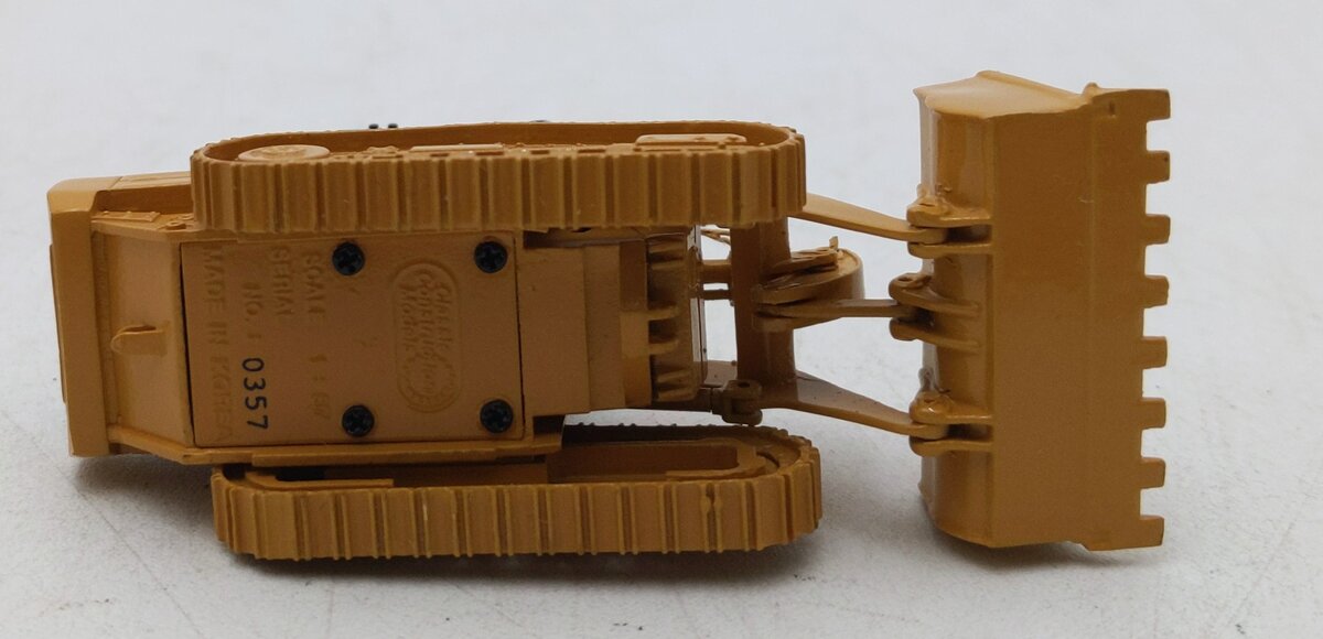 Caterpillar 953C 1:87 Scale Die-Cast CAT Track Tractor LN/Box