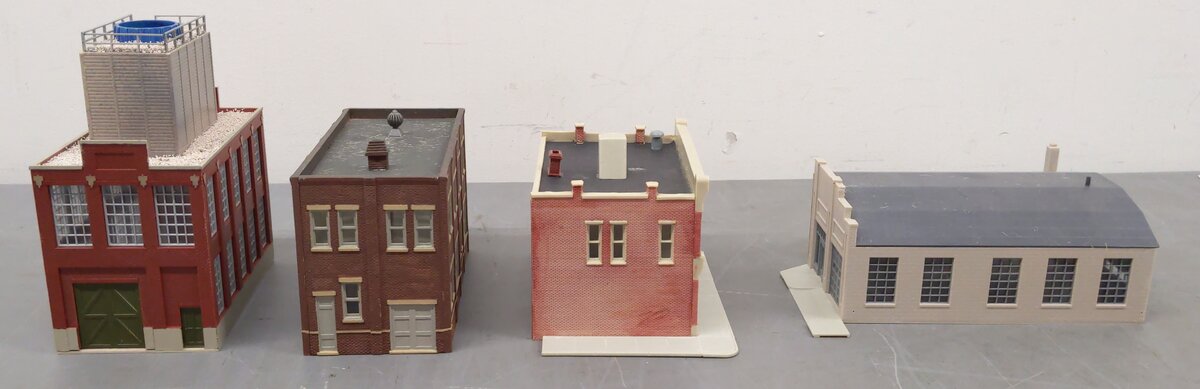 Assorted HO Scale Buildings [4] EX