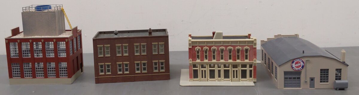 Assorted HO Scale Buildings [4] EX