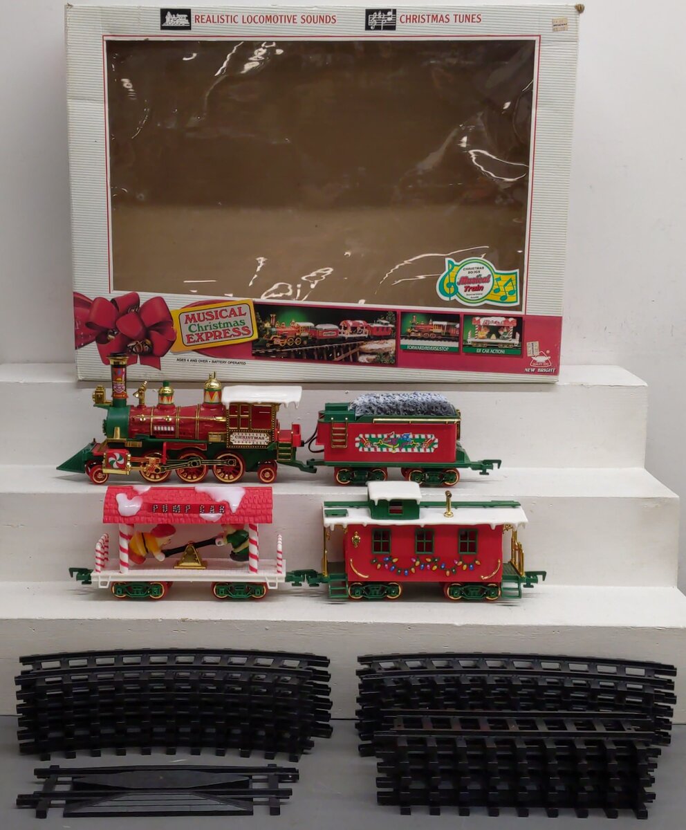 New Bright 183 Musical Christmas Express G Gauge Steam Train Set EX/Box