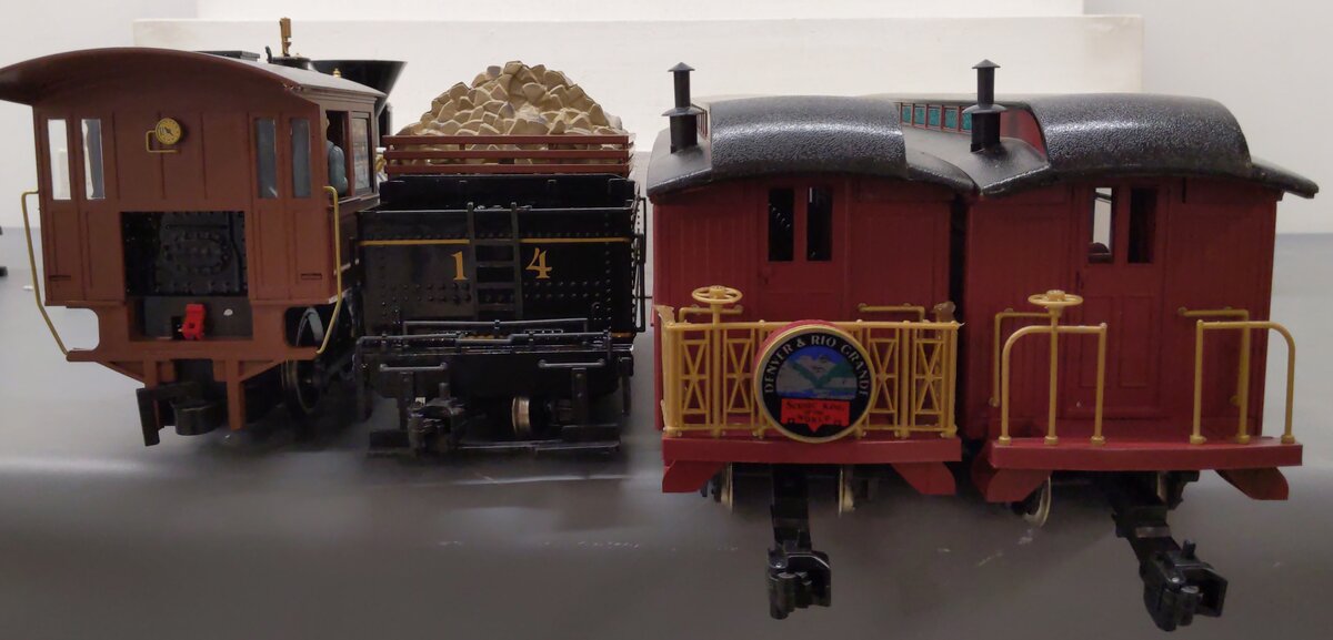 Bachmann 90022 G Scale Gold Rush 4-6-0 Steam Locomotive Train Set EX/Box