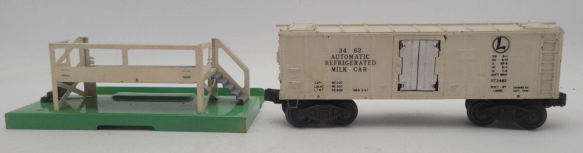 Lionel 3462 Vintage O Operating Milk Car w/ Platform