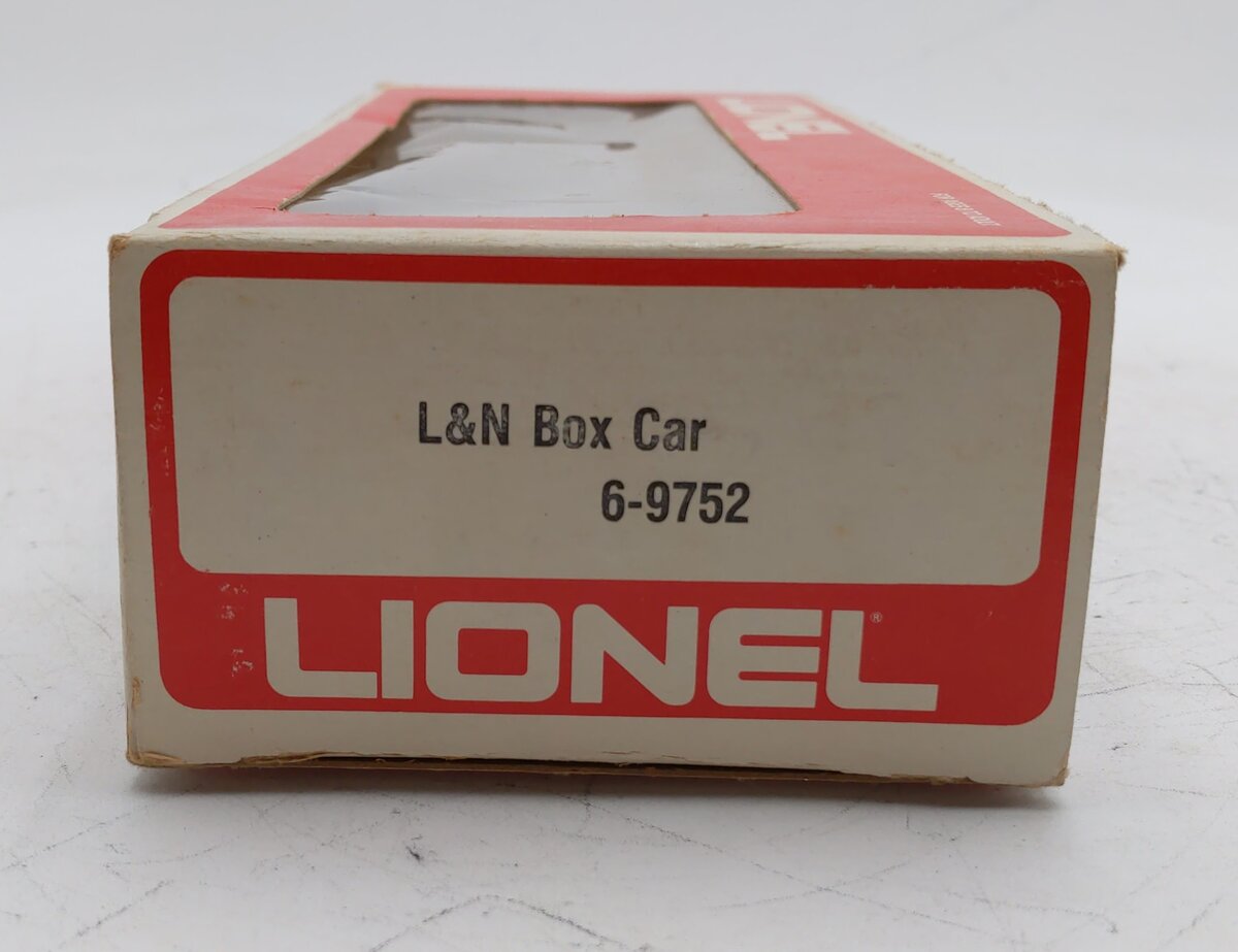 Lionel 6-9752 O Gauge Louisville and Nashville Boxcar VG/Box