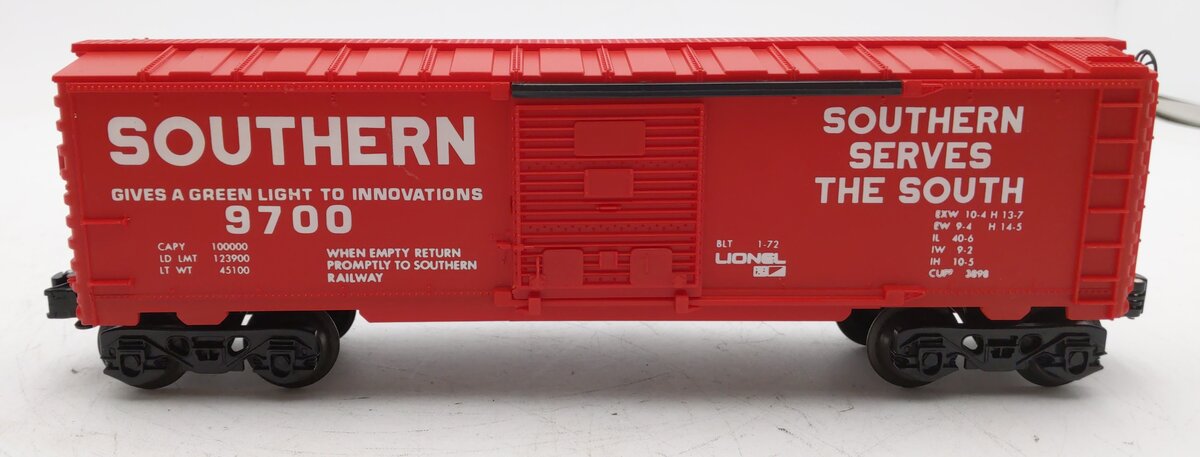 Lionel 6-9700 O Gauge Southern 'Serves The South' Box Car #9700 EX/Box