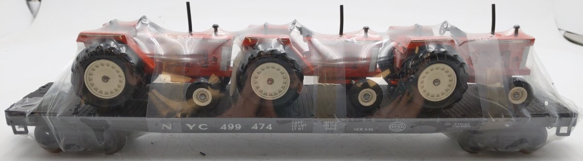 Right-of-Way 499474 O Gauge New York Central Flatcar w/ 3 Tractors EX/Box