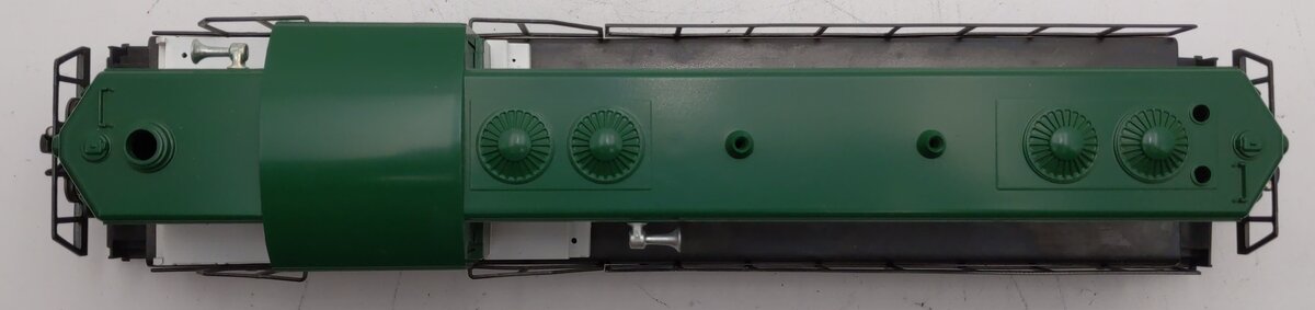 Lionel 6-8758 O Gauge Southern GP-7 Dummy Diesel Locomotive EX/Box