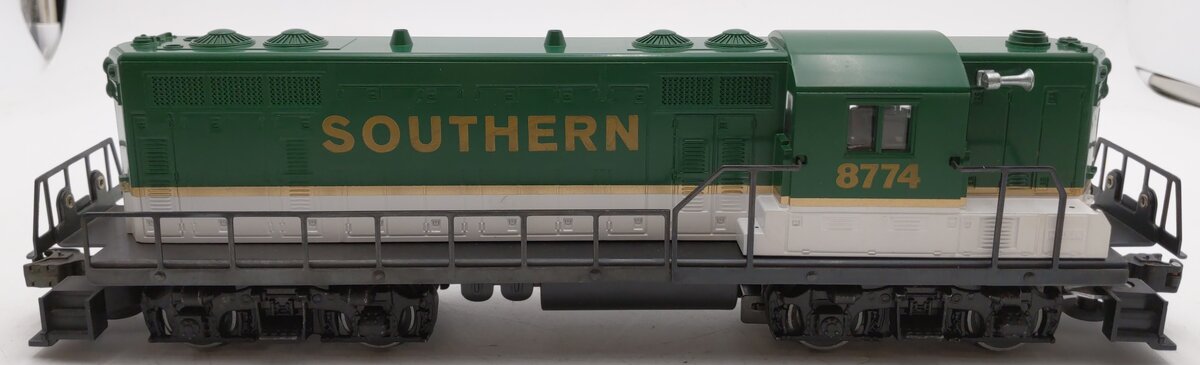 Lionel 6-8774 O Gauge Southern GP-7 Diesel Locomotive #8774 EX/Box