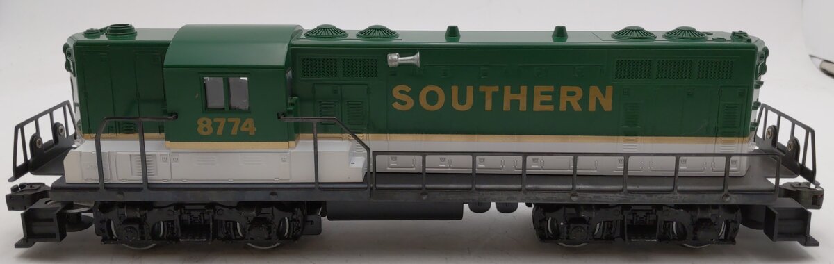 Lionel 6-8774 O Gauge Southern GP-7 Diesel Locomotive #8774 EX/Box