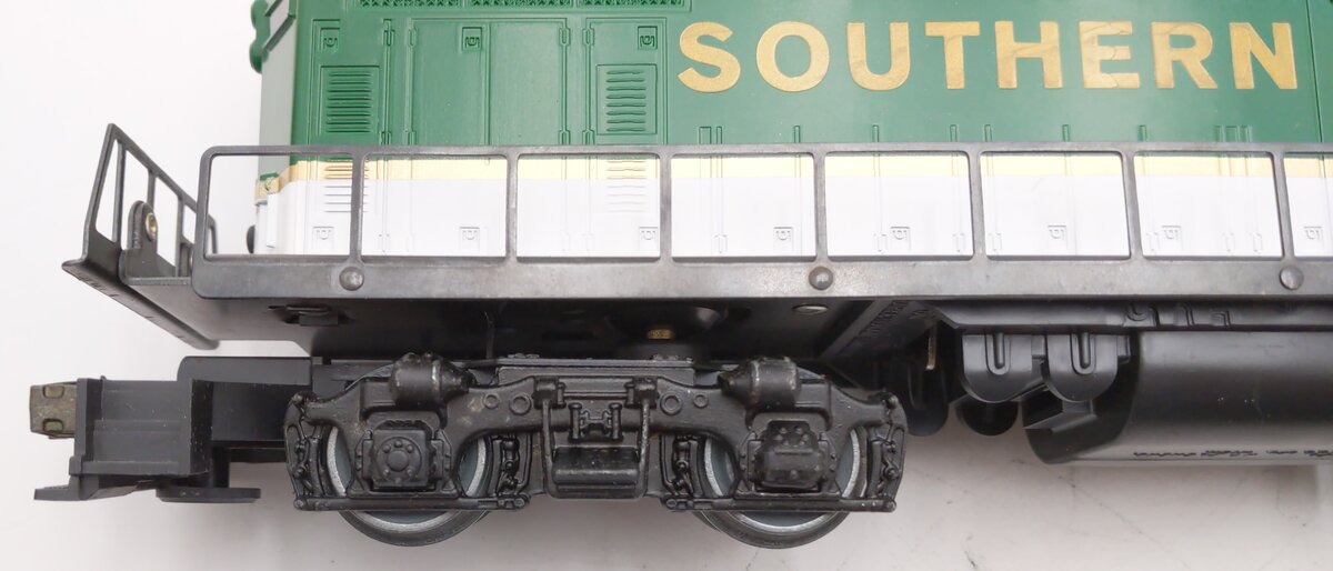 Lionel 6-8774 O Gauge Southern GP-7 Diesel Locomotive #8774 EX/Box
